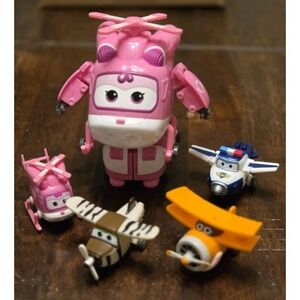 Super Wings Transforming Dizzy Pink Rescue Helicopter 5" Tall Plus 4 Small 1.5"